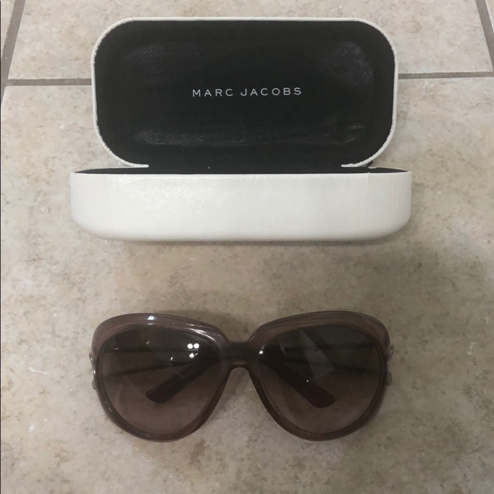 Marc Jacobs sunglasses